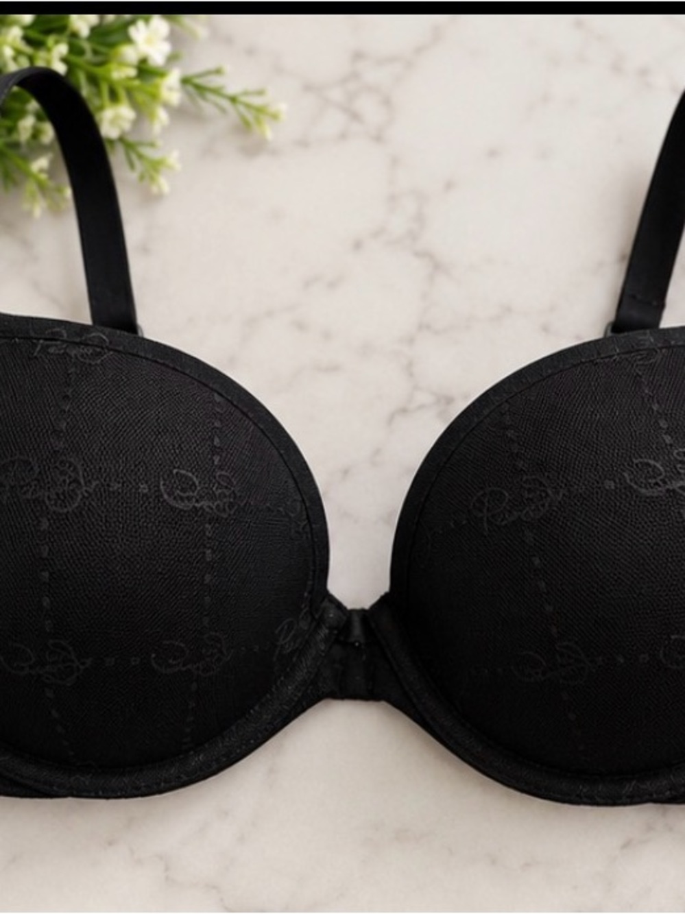 Victoria’s Secret PINK Black Lightly Lined Bra – Size 34D